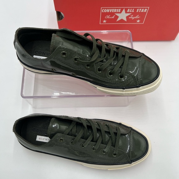New unisex Converse chuck 70 patent utility green w/red soles. Men’s 6 women’s 8 - Picture 1 of 12